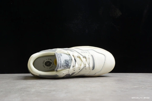 Rep 6 384664-006 Jordan UNC Air Retro 0821